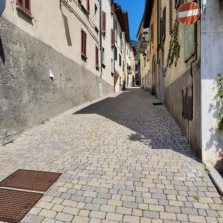 Casa Gianna Leilighet Castiglione dʼIntelvi Eksteriør bilde