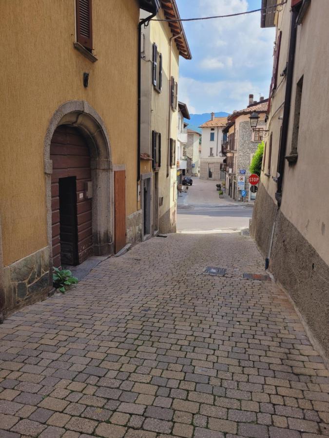 Casa Gianna Leilighet Castiglione dʼIntelvi Eksteriør bilde